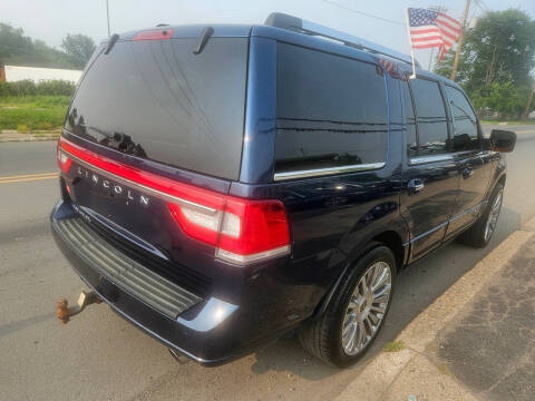 2017 Lincoln Navigator Select