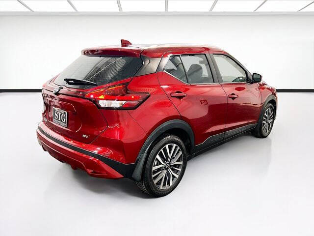 2023 Nissan Kicks SV
