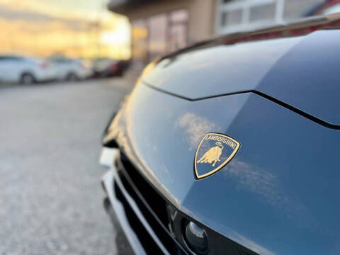 2024 Lamborghini Urus S