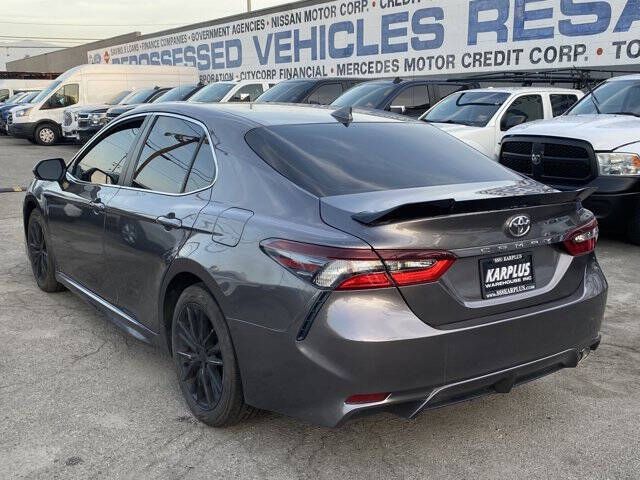2022 Toyota Camry SE