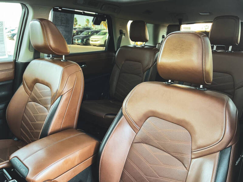 2024 Nissan Pathfinder Platinum