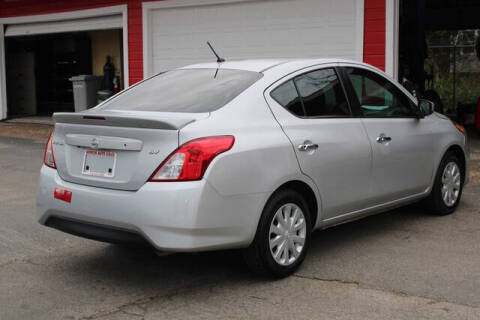 2019 Nissan Versa SV