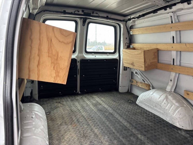 2021 Chevrolet Express 2500