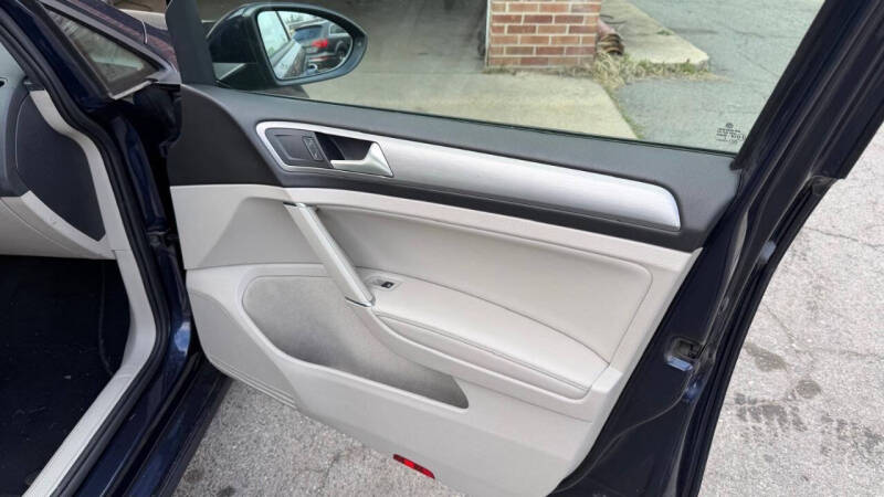 2017 Volkswagen Golf TSI SE