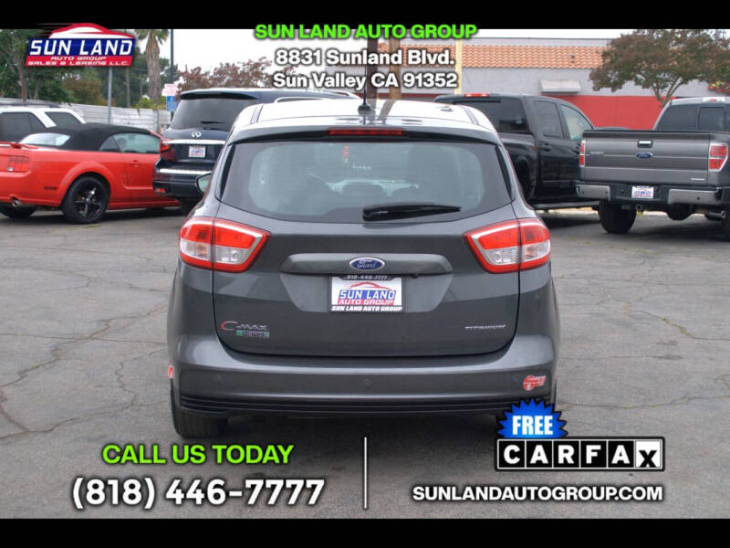 2017 Ford C-MAX Energi Titanium