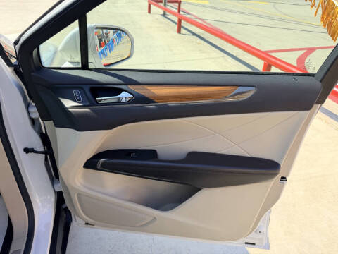 2017 Lincoln MKC Select