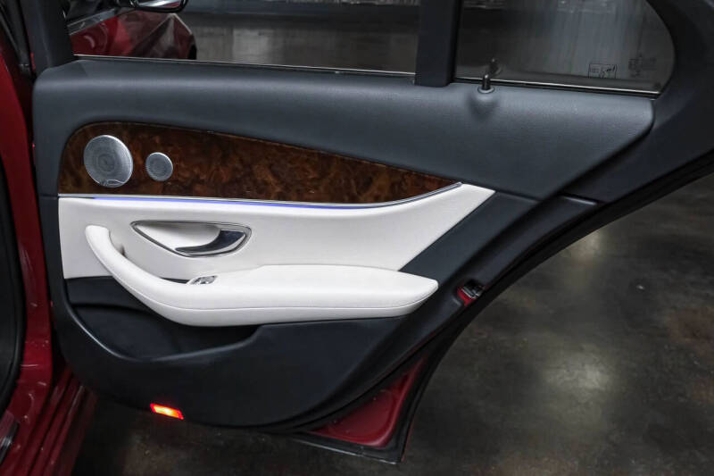 2019 Mercedes-Benz E-Class E 300 4MATIC