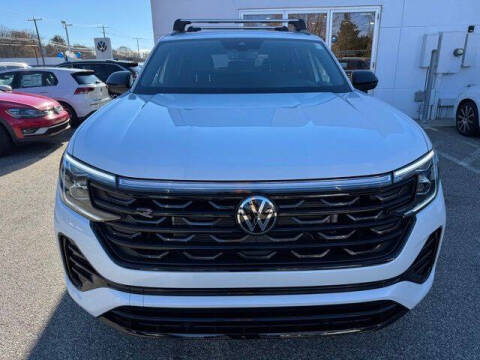 2026 Volkswagen Atlas Cross Sport SEL R-Line Black 4Motion