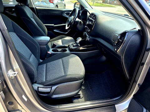 2023 Kia Soul EX