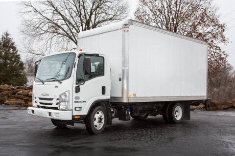 2022 Isuzu NPR for sale at CROSSROAD MOTORS in Caseyville IL