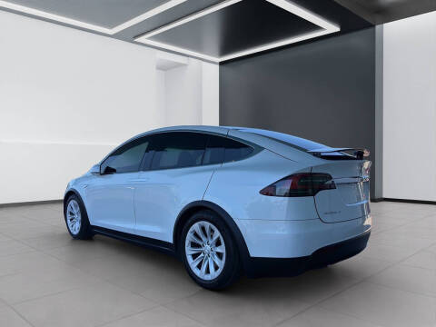 2016 Tesla Model X 90D