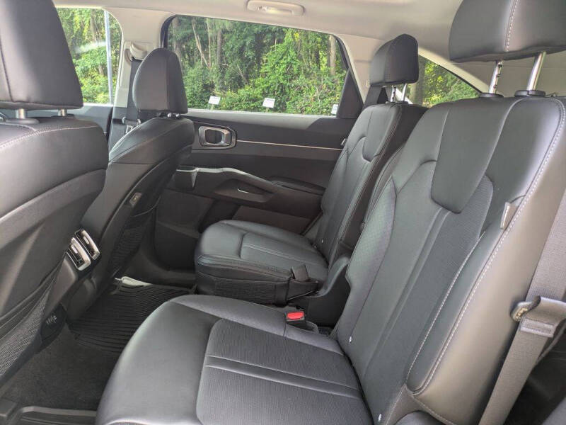 2025 Kia Sorento EX