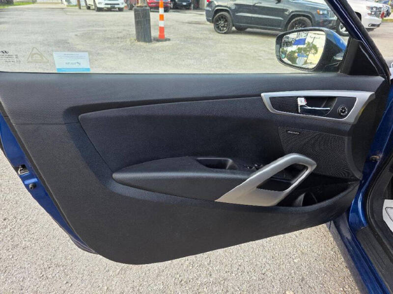 2017 Hyundai Veloster