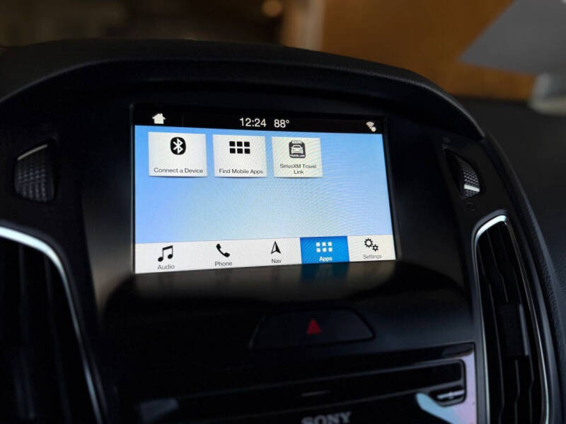 2018 Ford Focus Titanium