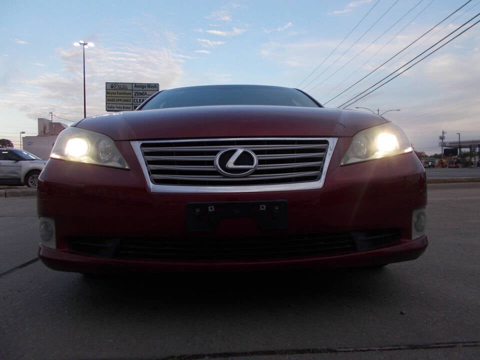 2011 Lexus ES 350 for sale at Chachan Auto Sales in Dallas, TX