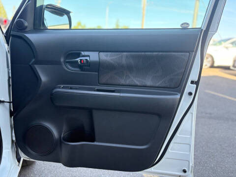 2014 Scion xB