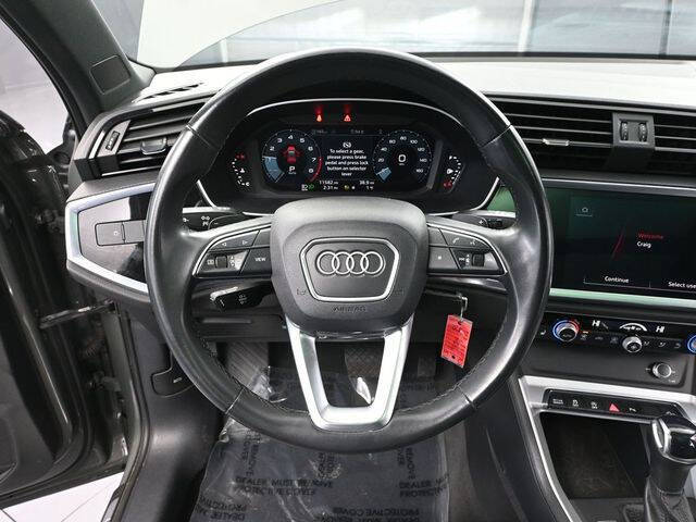 2022 Audi Q3 quattro S line Premium 45 TFSI