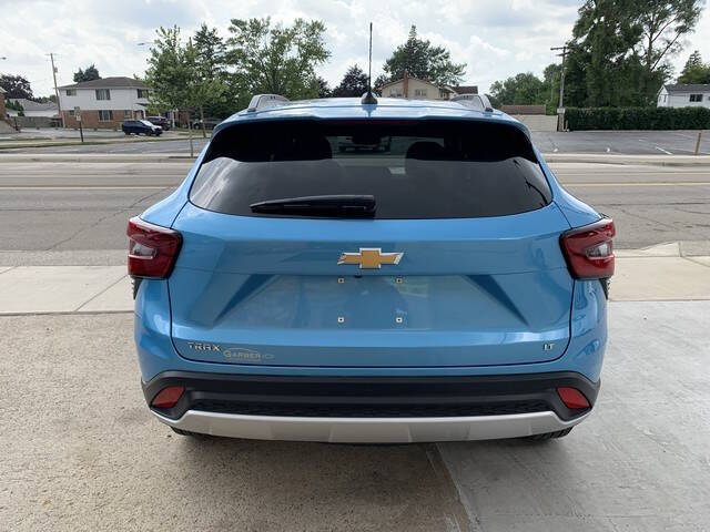2025 Chevrolet Trax LT