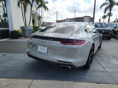 2020 Porsche Panamera