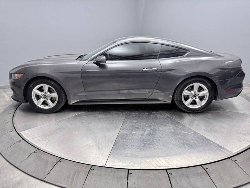 2017 Ford Mustang V6