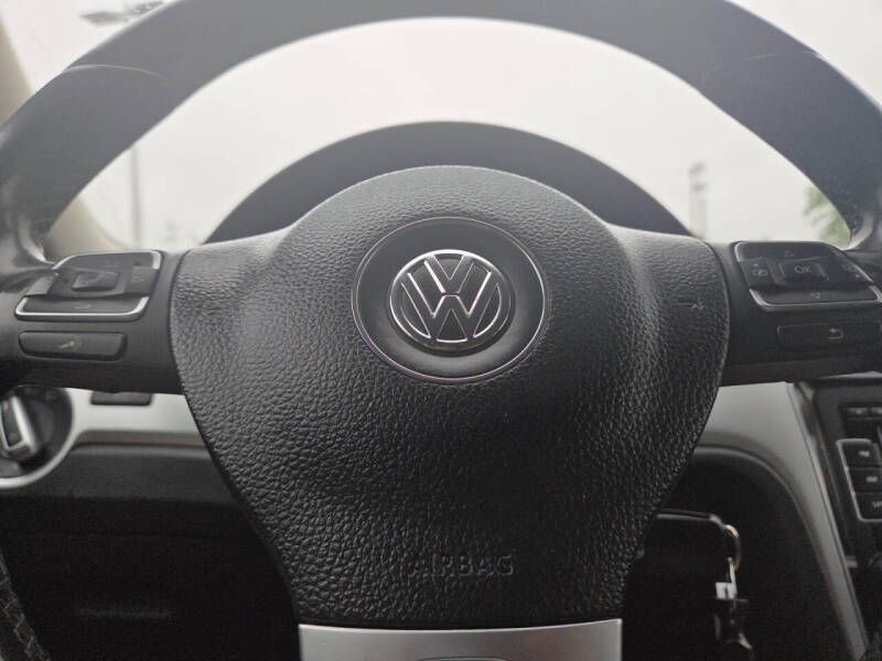 2012 Volkswagen Passat