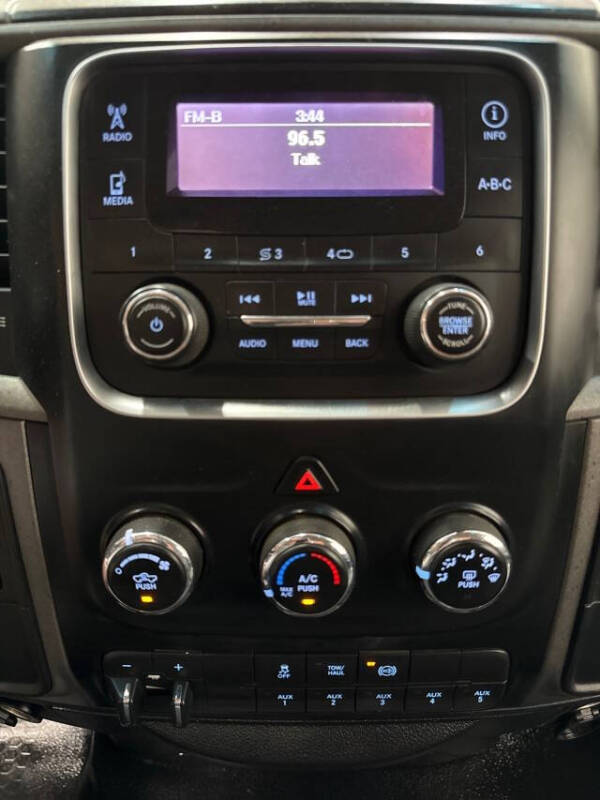 2017 RAM 3500 SLT