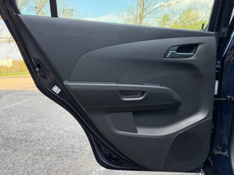 2015 Chevrolet Sonic LT Auto