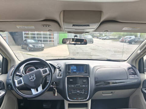 2012 Dodge Grand Caravan Crew