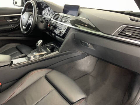 2017 BMW 3 Series 330i xDrive