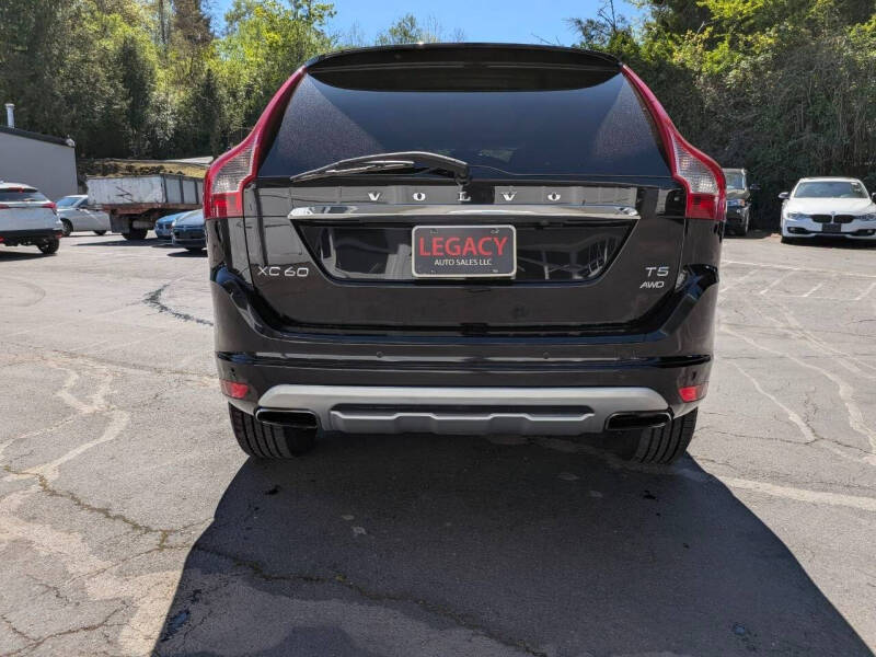 2017 Volvo XC60 T5 Dynamic