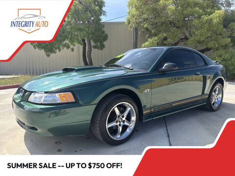 2002 Ford Mustang GT Deluxe