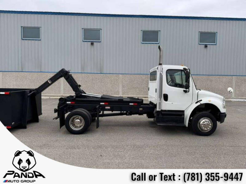 2014 Freightliner M2 106