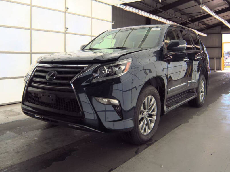 2017 Lexus GX Luxury's photo