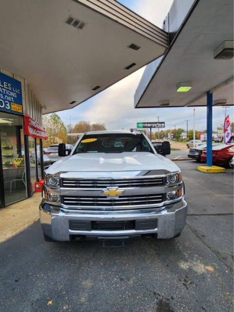 2015 Chevrolet Silverado 2500HD for sale at Michael Johnson @ Allens Auto Sales Hopkinsville in Hopkinsville, KY