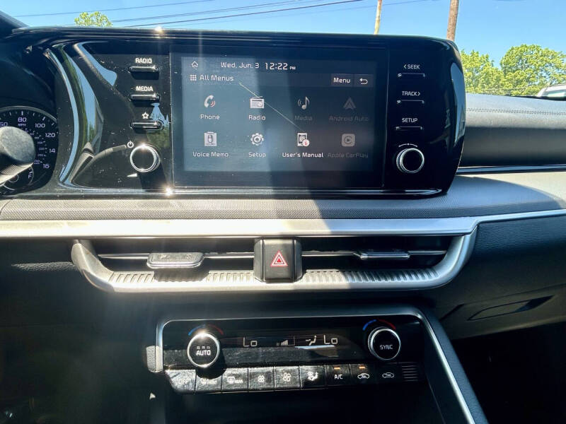 2022 Kia K5 LX