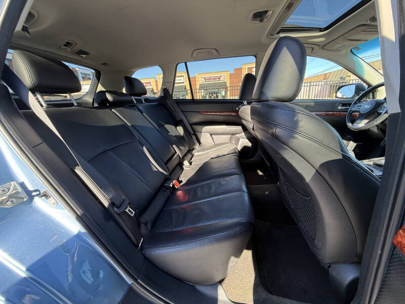 2012 Subaru Outback 2.5i Limited