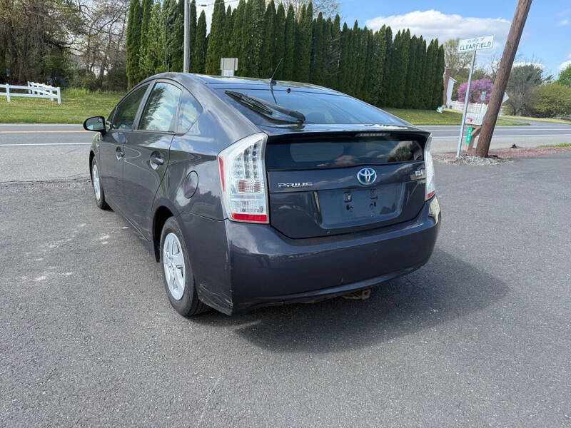 2011 Toyota Prius Two
