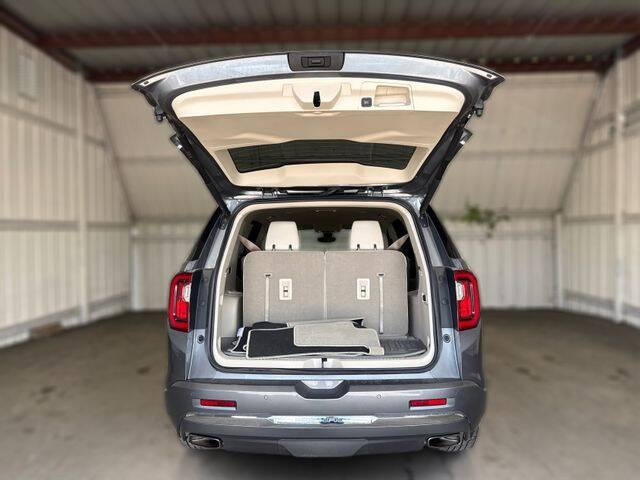 2022 GMC Acadia Denali