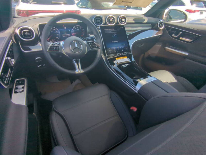 2025 Mercedes-Benz GLC GLC 300