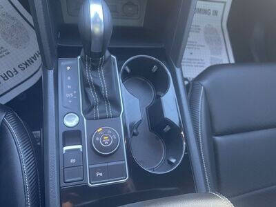 2023 Volkswagen Atlas Cross Sport SE 4Motion