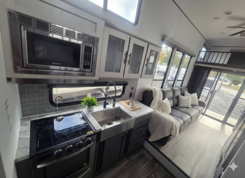 2025 Dutchmen Colorado