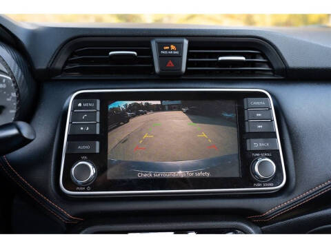 2020 Nissan Versa SR