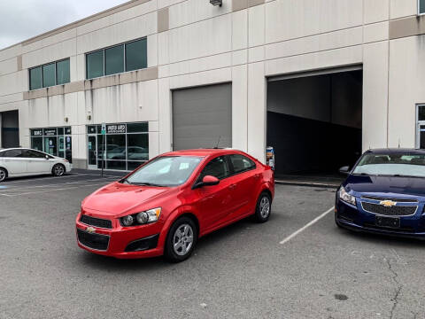 2016 Chevrolet Sonic for sale at Super Bee Auto in Chantilly VA