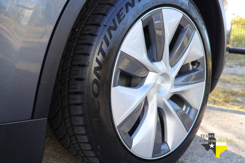 2020 Tesla Model Y Long Range