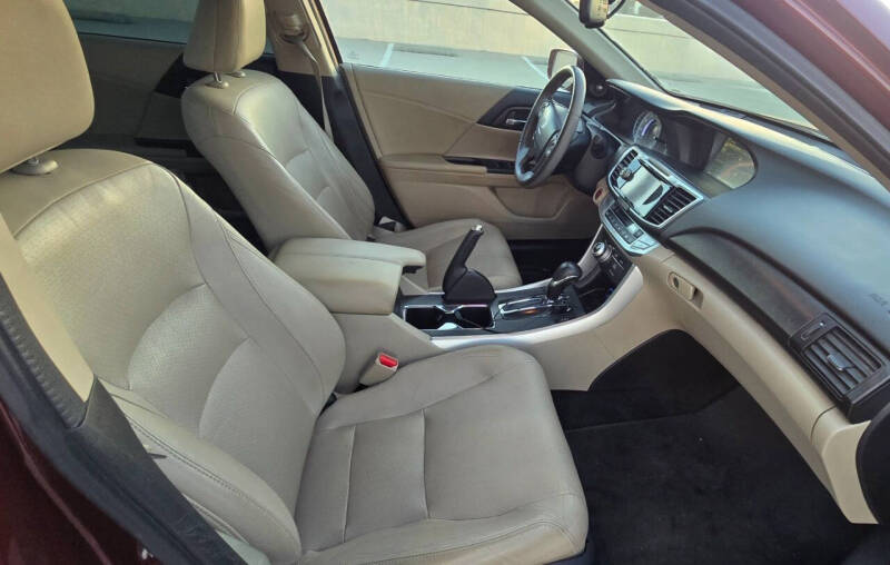 2013 Honda Accord EX-L w/Navi