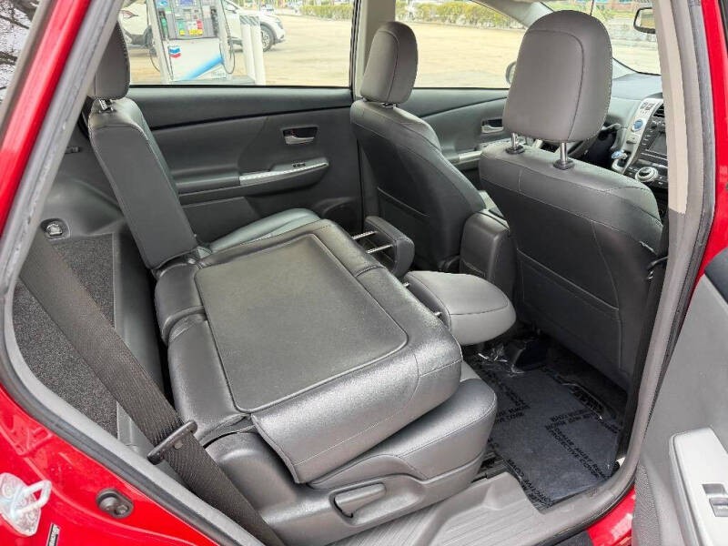 2012 Toyota Prius v