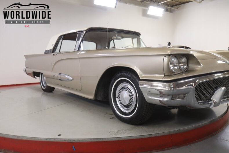 1959 Ford Thunderbird