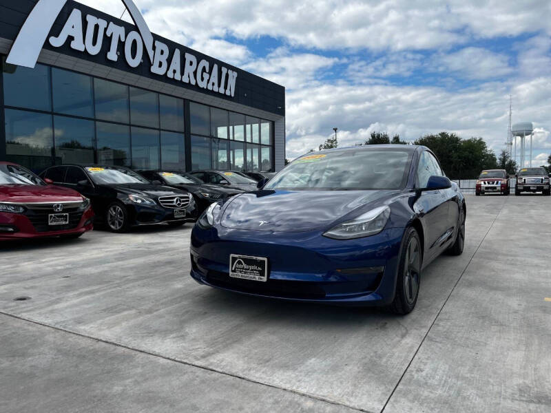 2021 Tesla Model 3 Base's photo