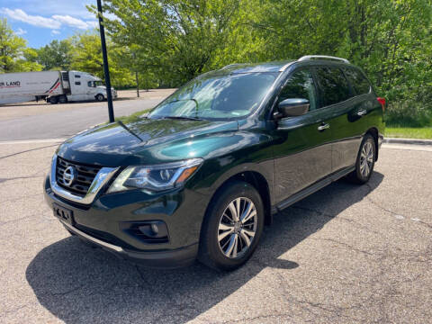 2019 Nissan Pathfinder for sale at Summit Auto Sales in Akron OH