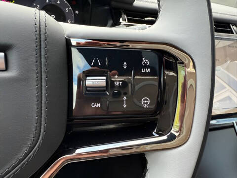 2026 Land Rover Range Rover Velar P250 Dynamic SE